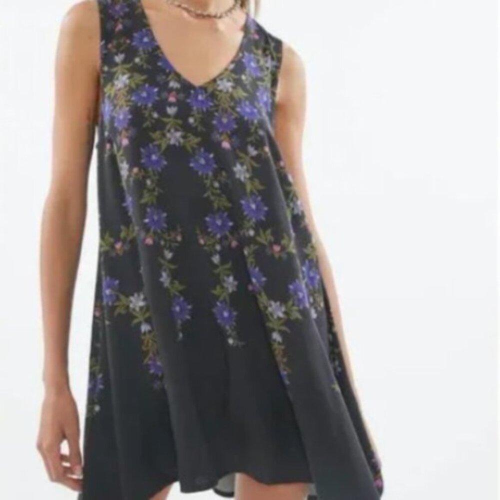 Urban Outfitters Dress Black Floral Sleeveless Spruce Mini Shift Large